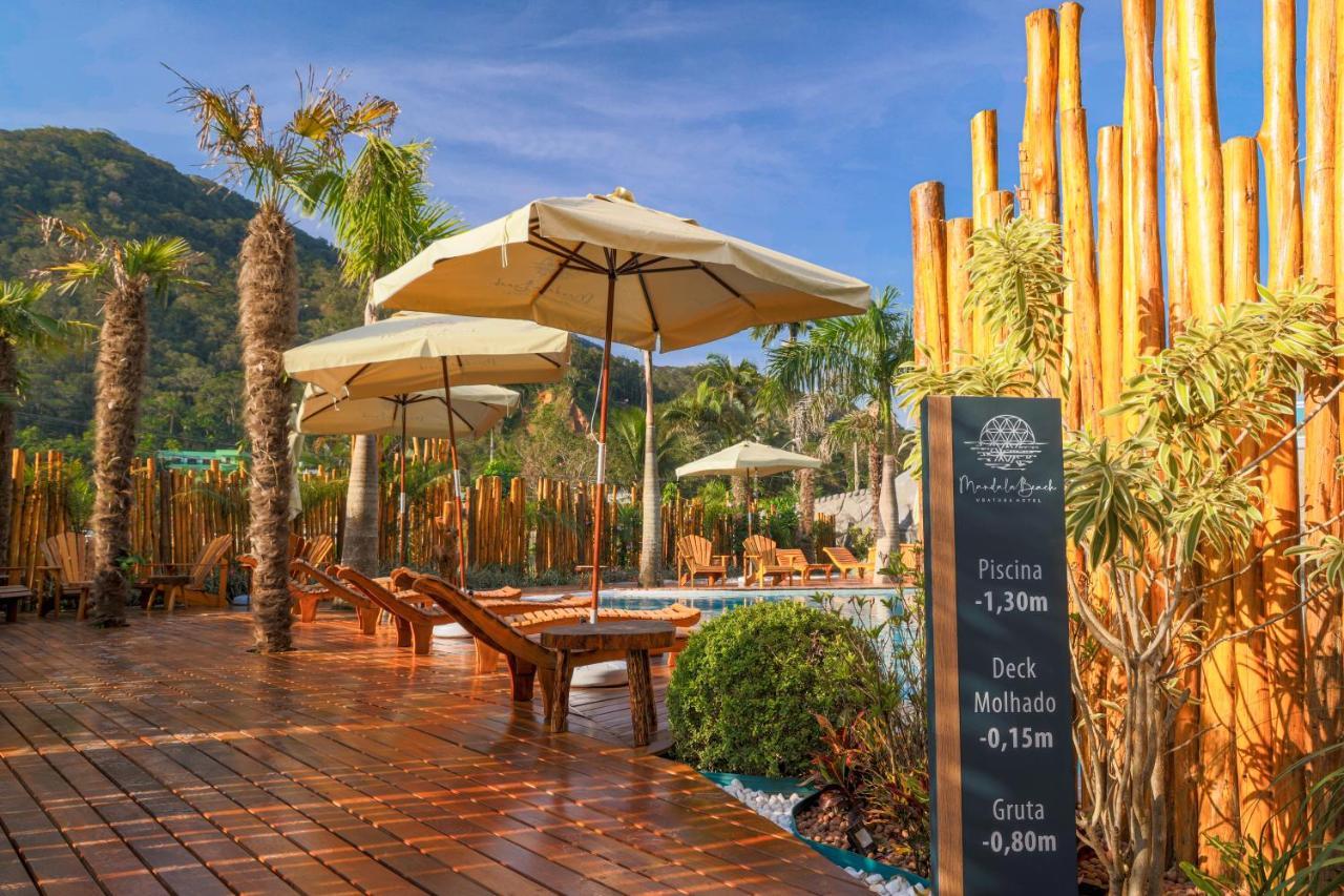 Mandala Beach Hotel 우바투바 외부 사진