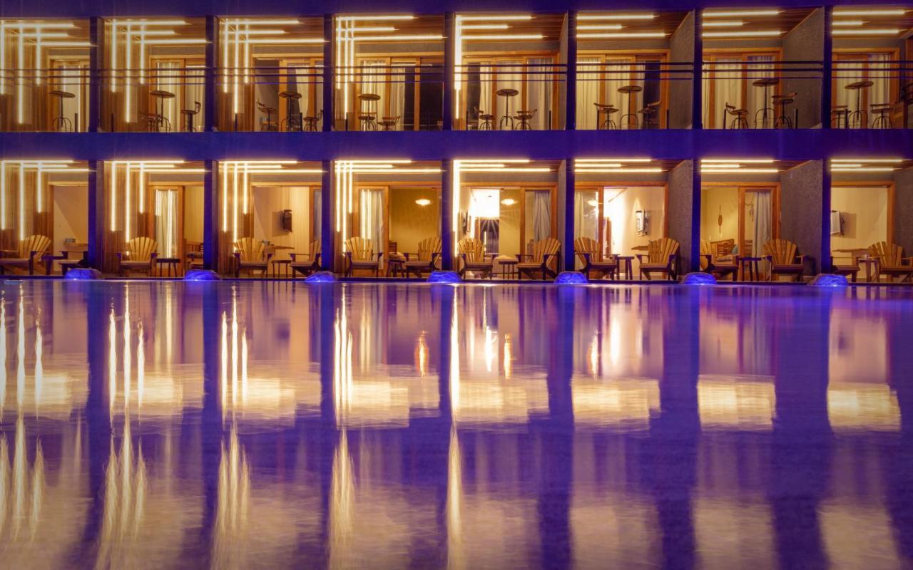 Mandala Beach Hotel 우바투바 외부 사진